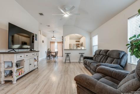 11211 Dublin Court San Antonio TX 78254