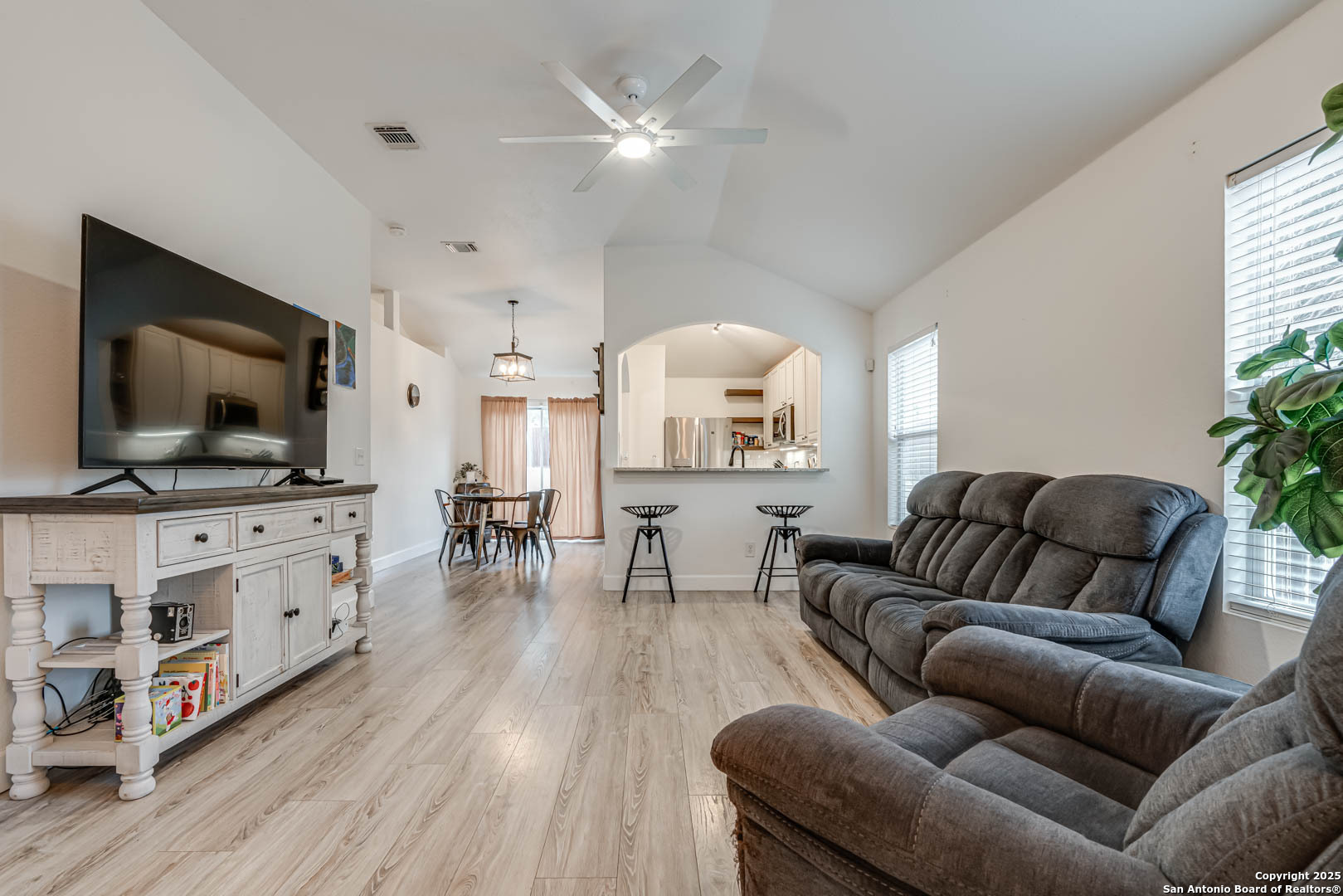 11211 Dublin Court San Antonio TX 78254