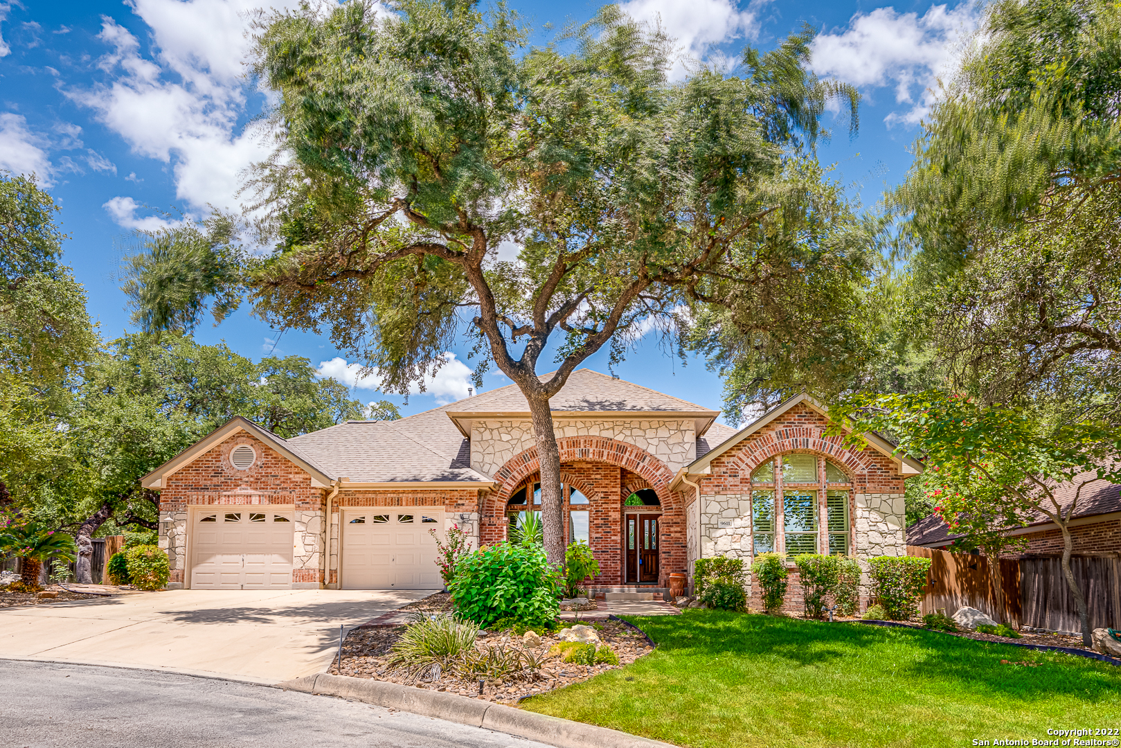 9611 French Stone Helotes TX 78023