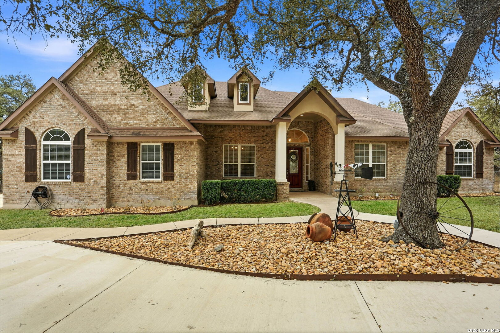 813 County Road 375 San Antonio TX 78253
