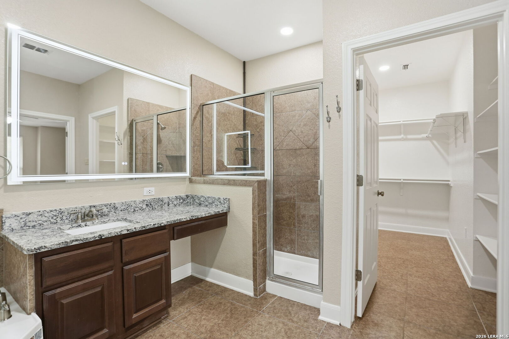813 County Road 375 San Antonio TX 78253