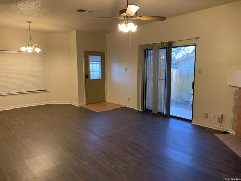 8441 Forest Ridge Drive San Antonio TX 78239