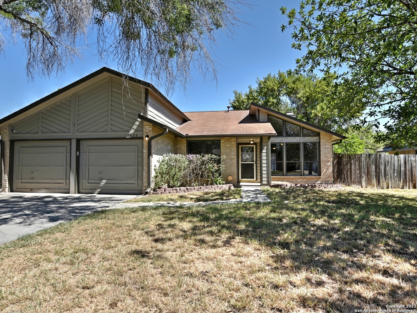 11439 Big Elk Drive San Antonio TX 78245