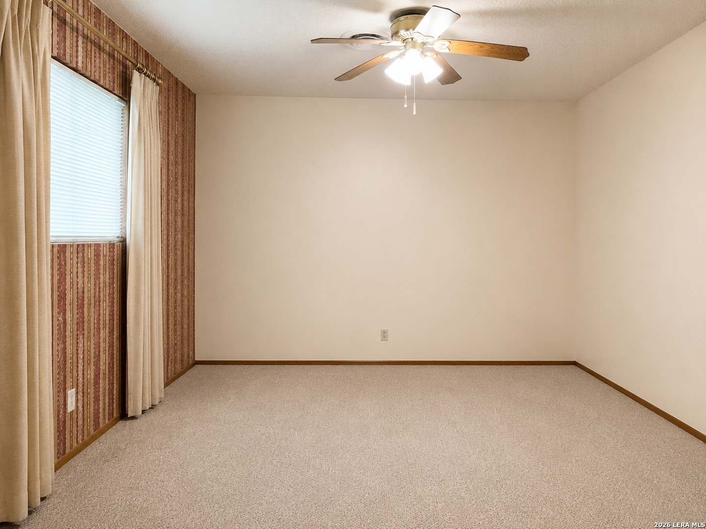 902 Oakridge Drive Pleasanton TX 78064