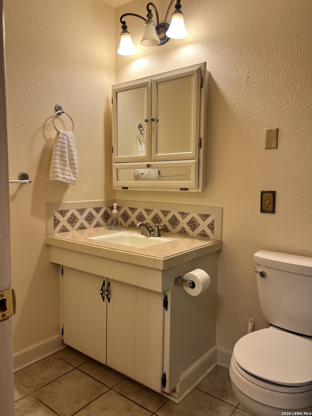 902 Oakridge Drive Pleasanton TX 78064