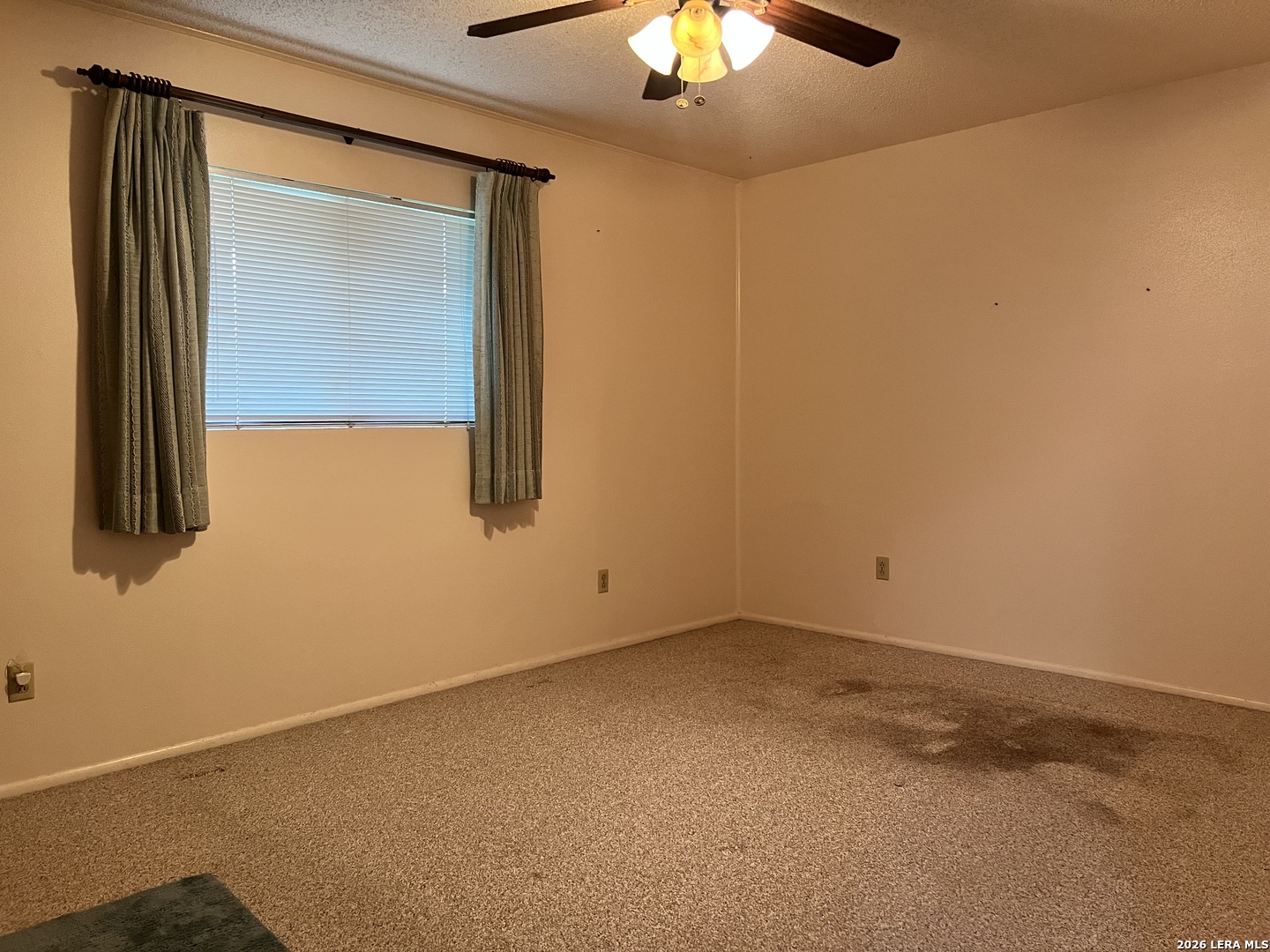 902 Oakridge Drive Pleasanton TX 78064