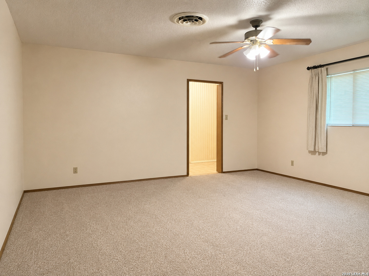 902 Oakridge Drive Pleasanton TX 78064