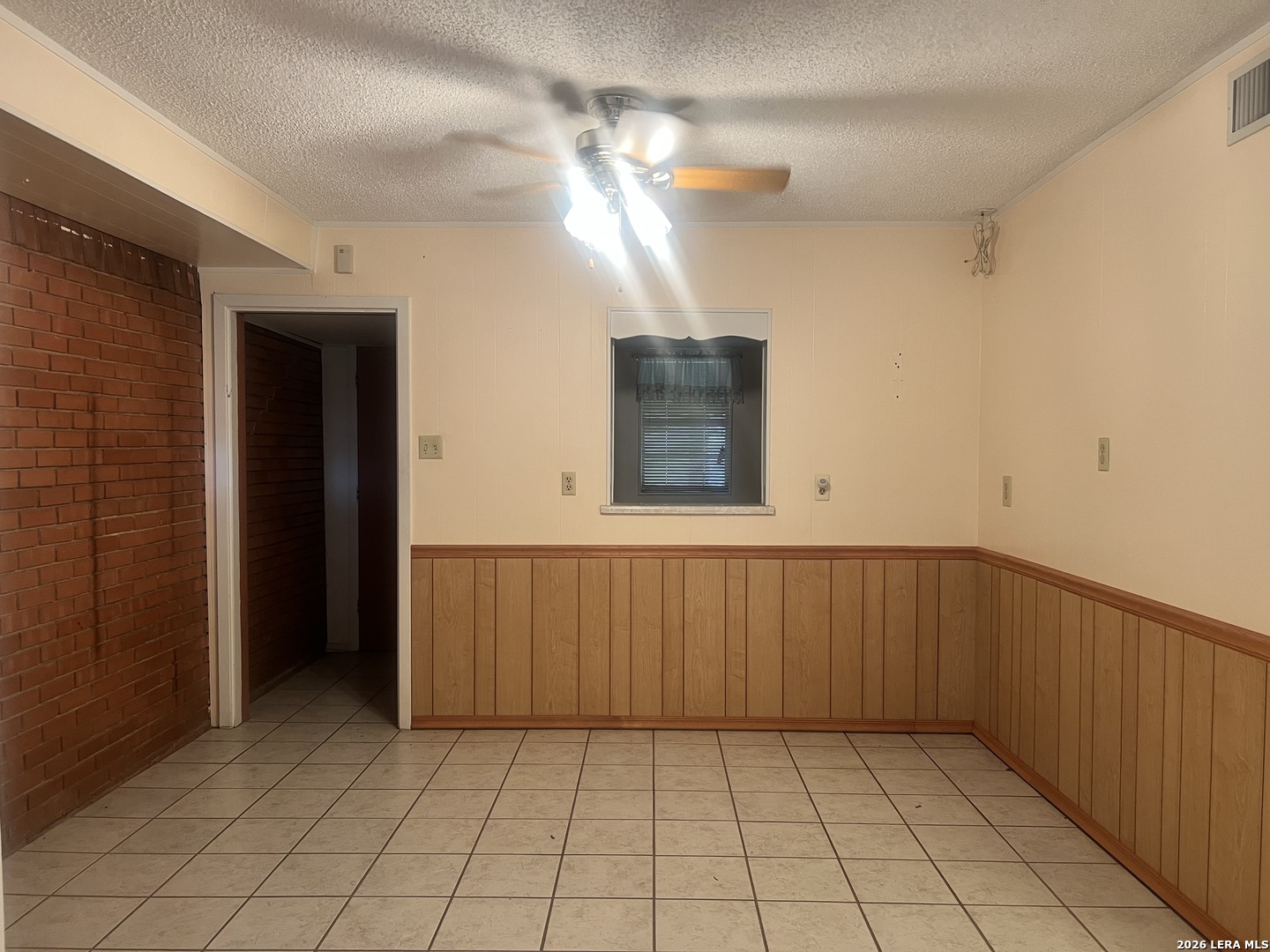 902 Oakridge Drive Pleasanton TX 78064