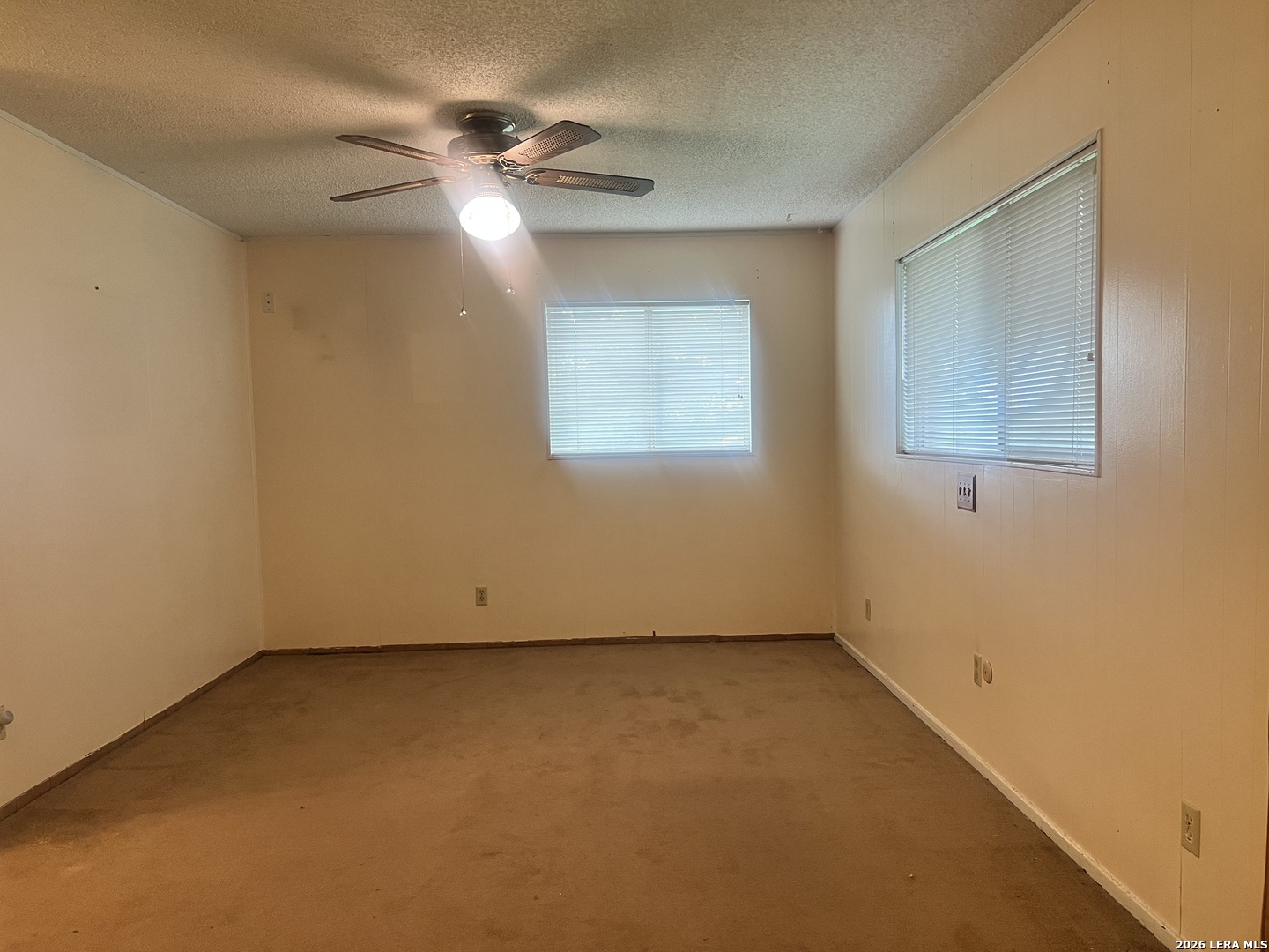 902 Oakridge Drive Pleasanton TX 78064