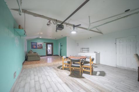 1439 W Ridgewood Court San Antonio TX 78201