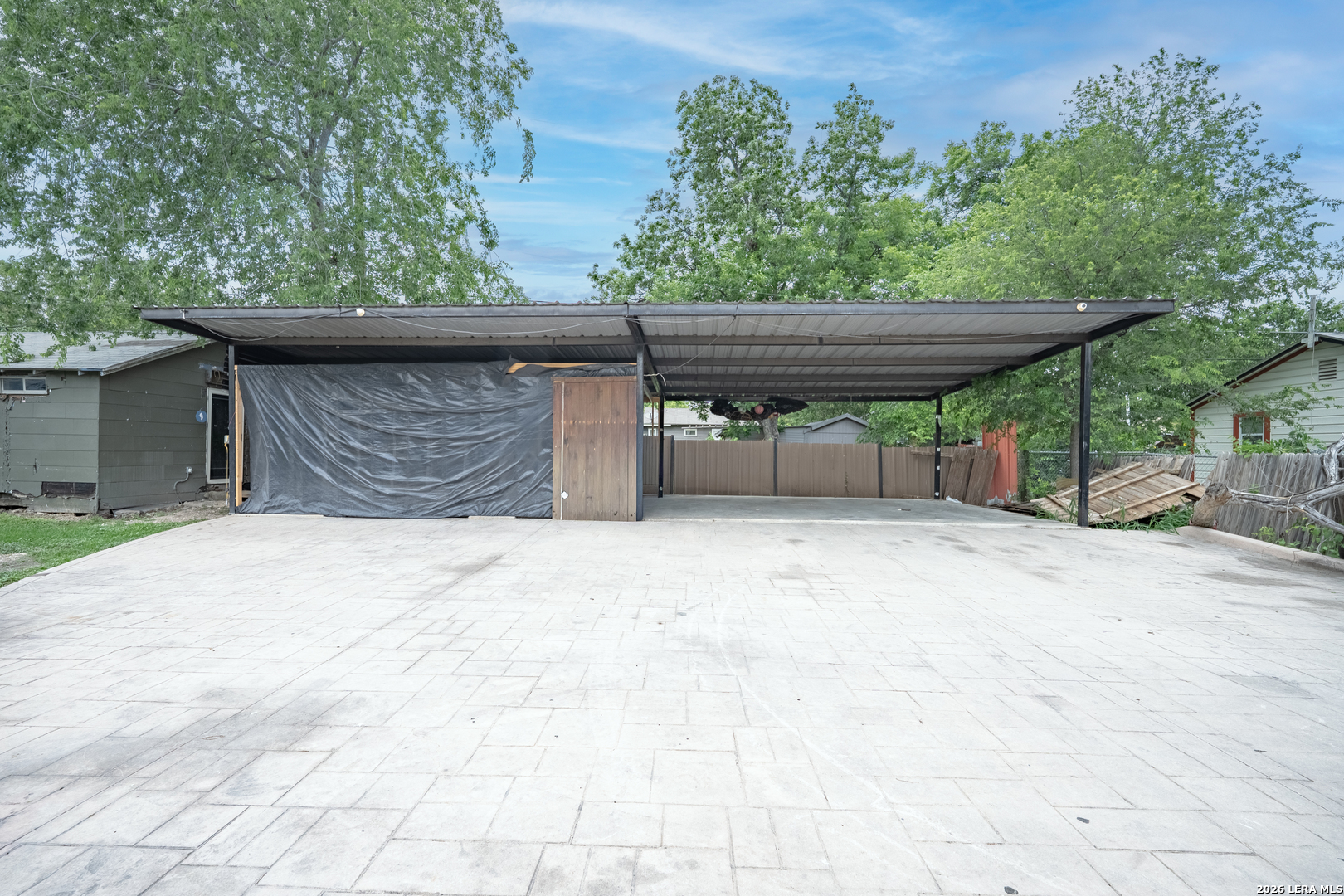 1439 W Ridgewood Court San Antonio TX 78201