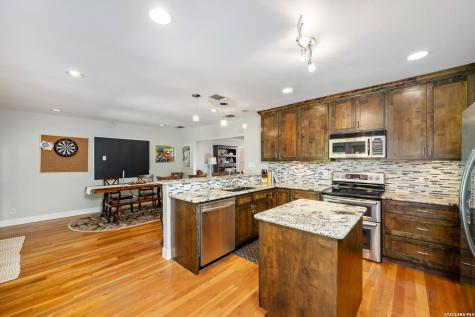 131 Larchmont Drive San Antonio TX 78209