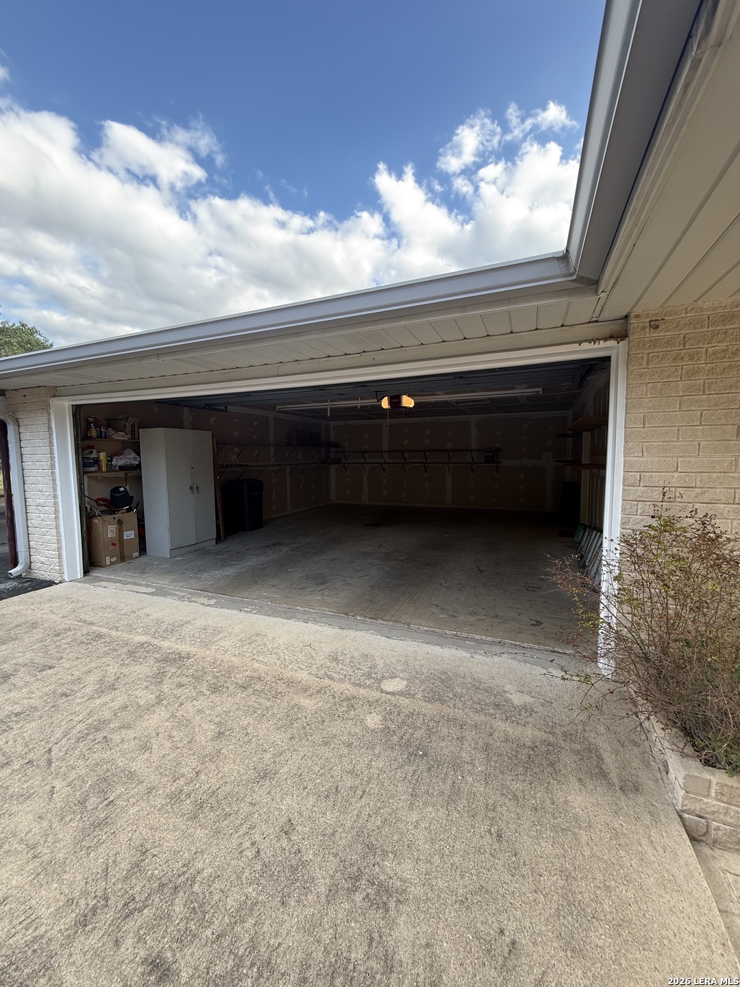 207 Tracie Trail Lakehills TX 78063