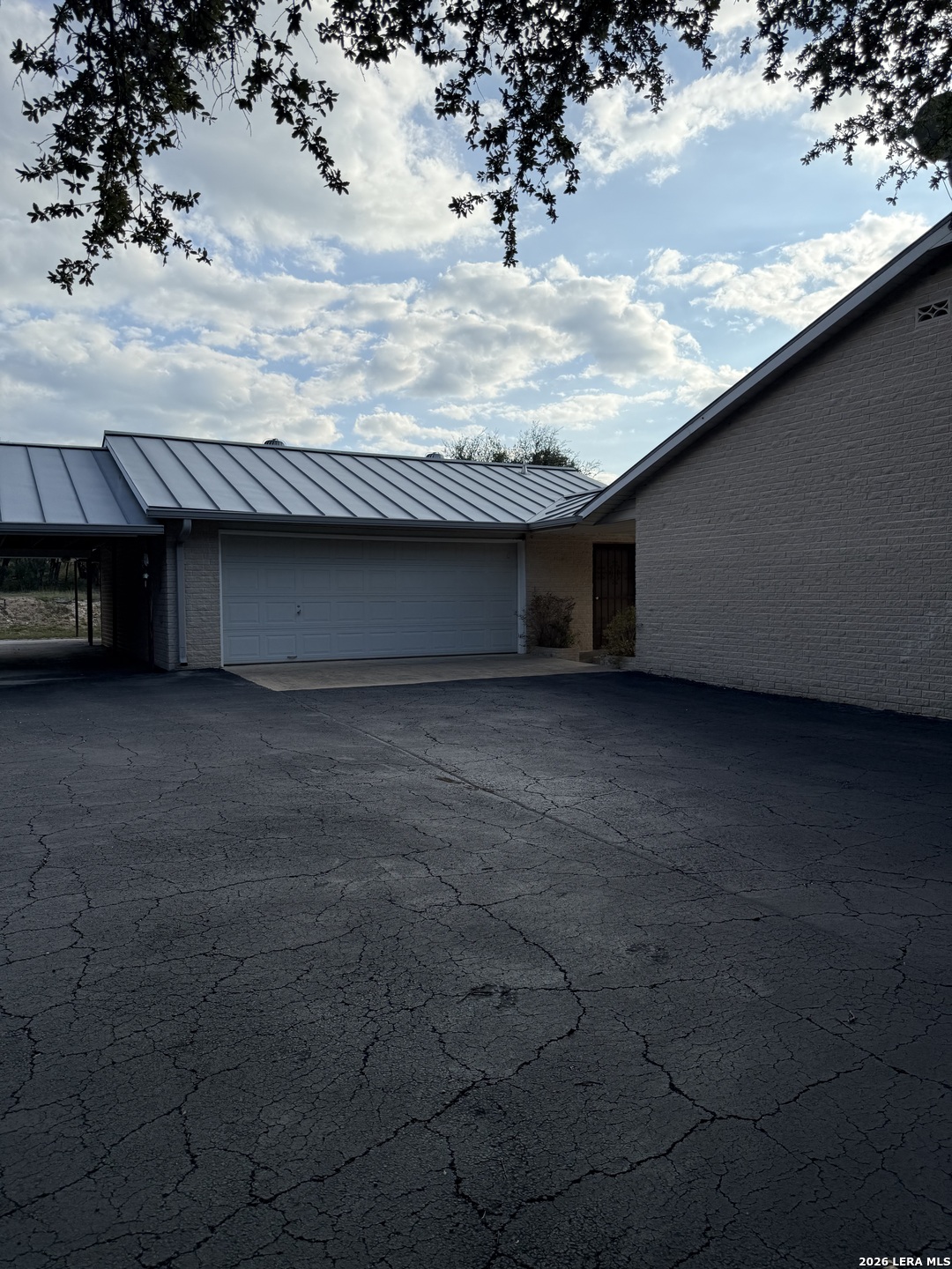 207 Tracie Trail Lakehills TX 78063