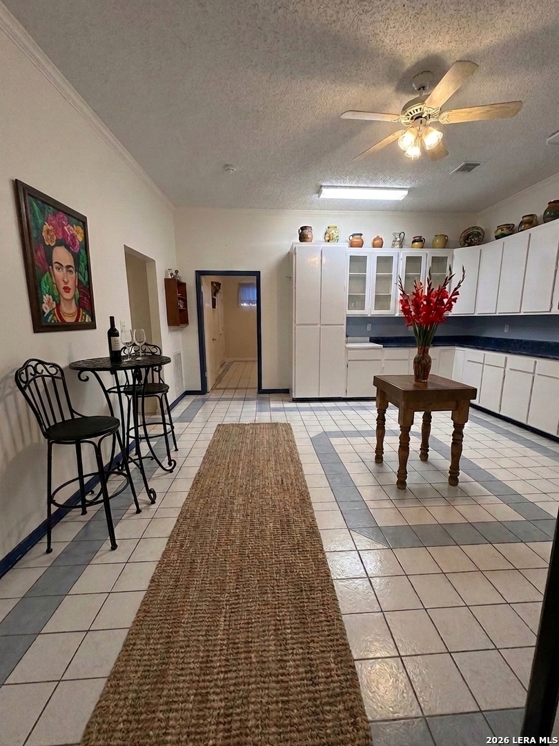 207 Tracie Trail Lakehills TX 78063