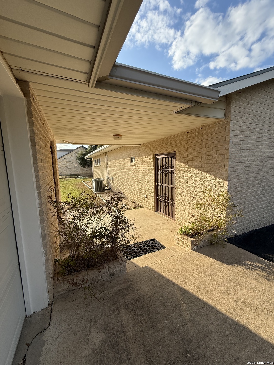 207 Tracie Trail Lakehills TX 78063