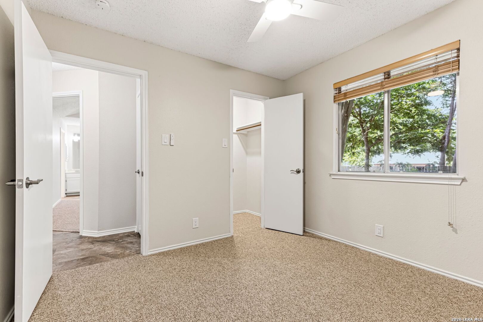10907 Forest Farm Live Oak TX 78233
