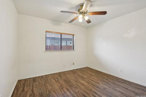 5015 Viking Coral San Antonio TX 78244