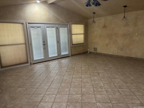 781 Lookout Drive Lakehills TX 78063