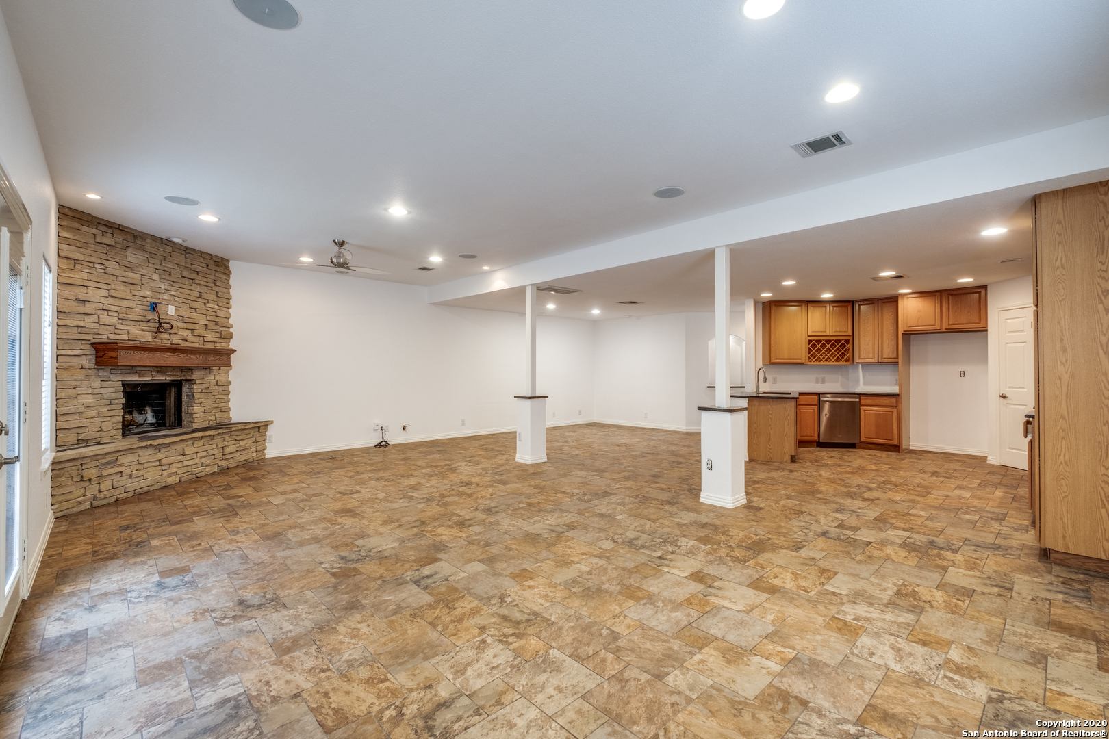 9235 Encino Village San Antonio TX 78250