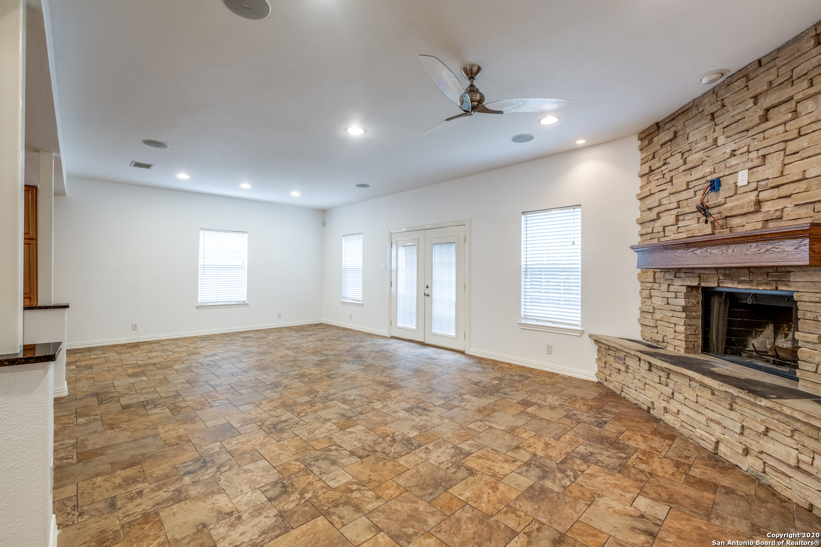 9235 Encino Village San Antonio TX 78250