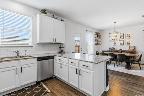 261 Deer Crest New Braunfels TX 78130