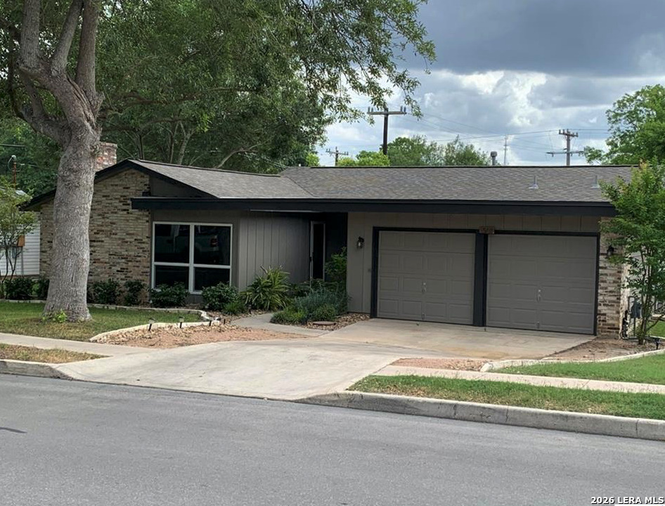 518 Shin Oak Live Oak TX 78233