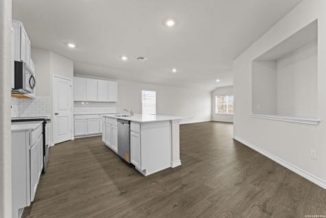 138 Lilli's Lane Comfort TX 78013