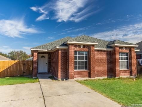 4710 Crystal Farm San Antonio TX 78244