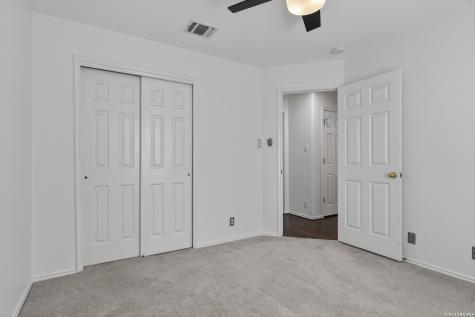10123 Colt Crossing Converse TX 78109