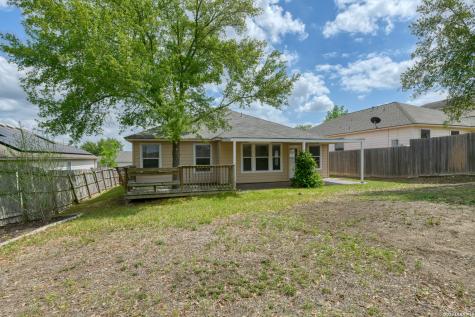 10123 Colt Crossing Converse TX 78109