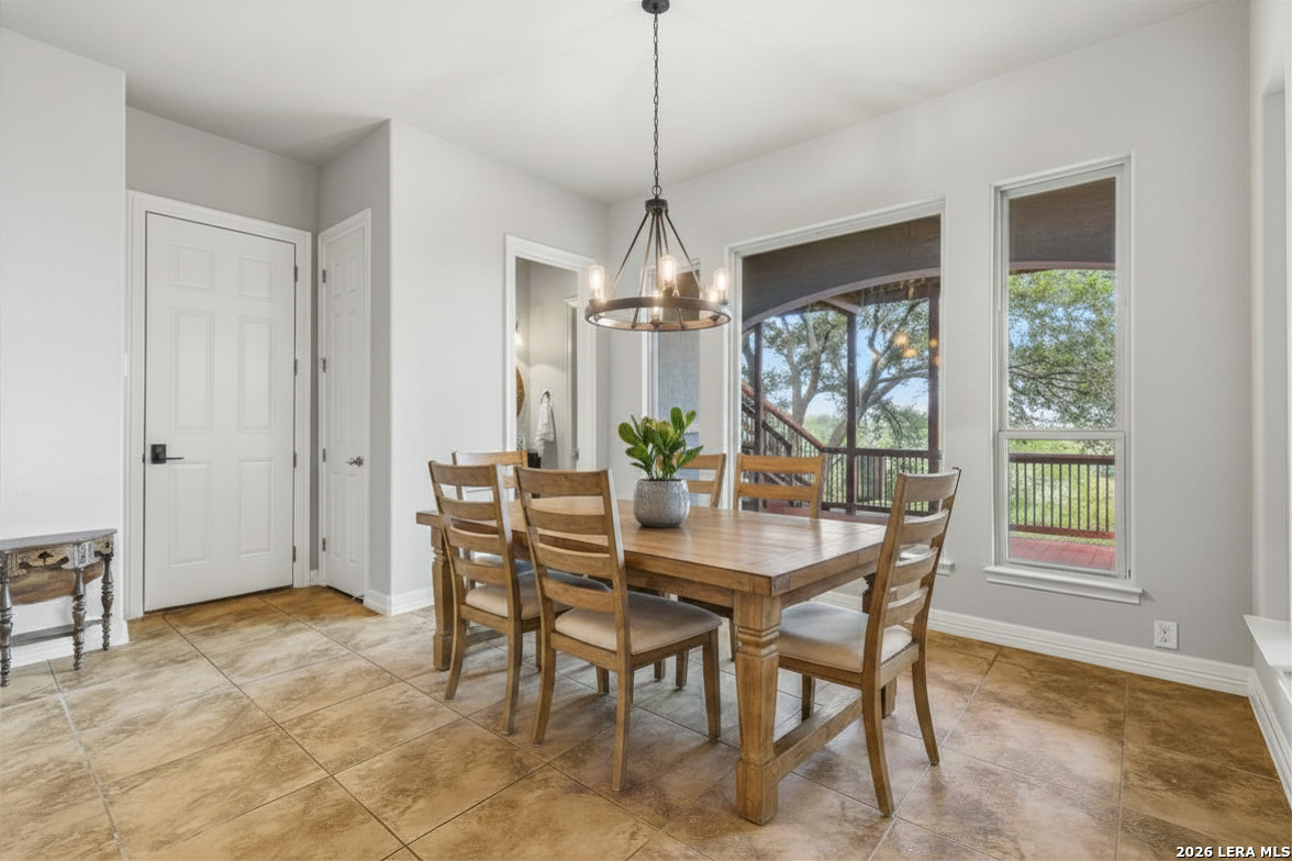615 Sentry Hill San Antonio TX 78260