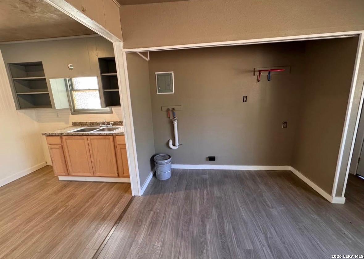 427 Cravens Avenue San Antonio TX 78223