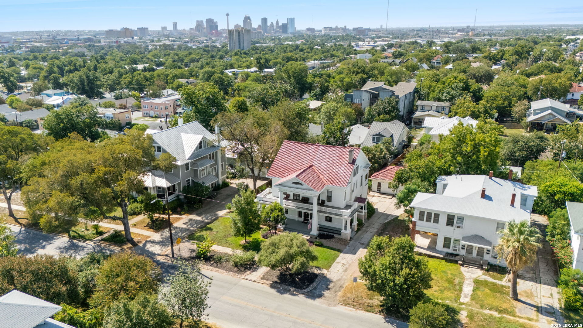 932 W Woodlawn Avenue San Antonio TX 78201