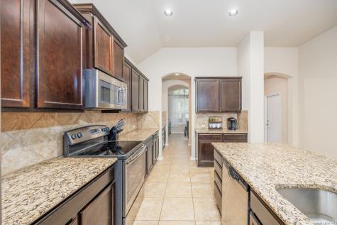 6710 Indian Lodge San Antonio TX 78253