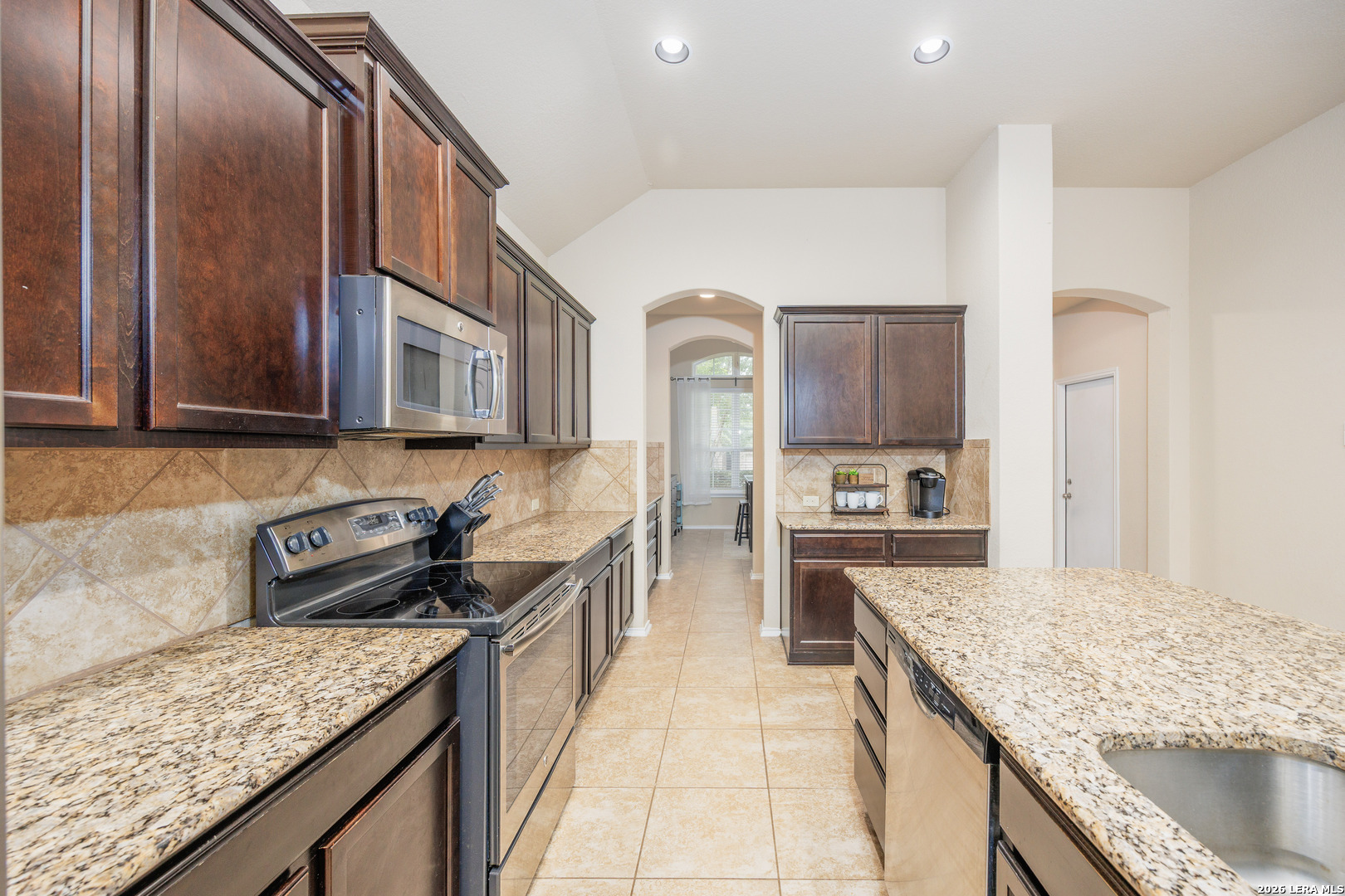 6710 Indian Lodge San Antonio TX 78253