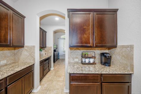 6710 Indian Lodge San Antonio TX 78253