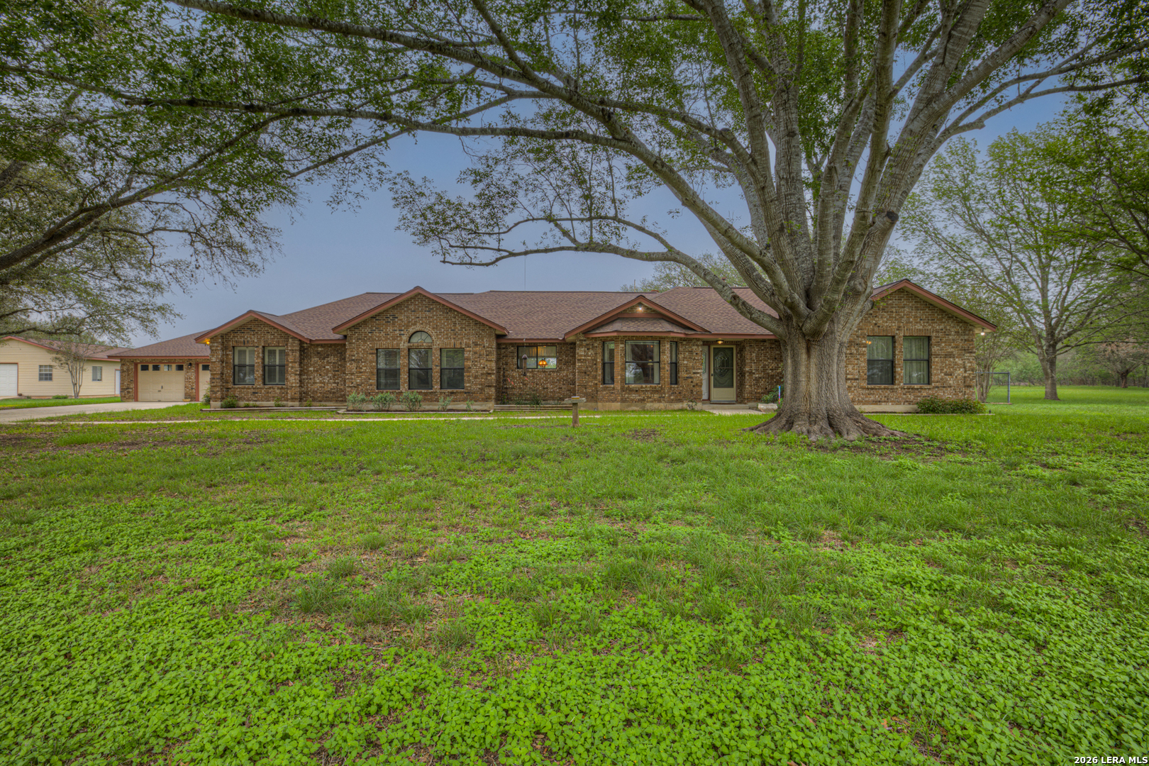 12737 Woman Hollering Road Schertz TX 78154