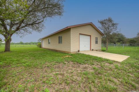 12737 Woman Hollering Road Schertz TX 78154