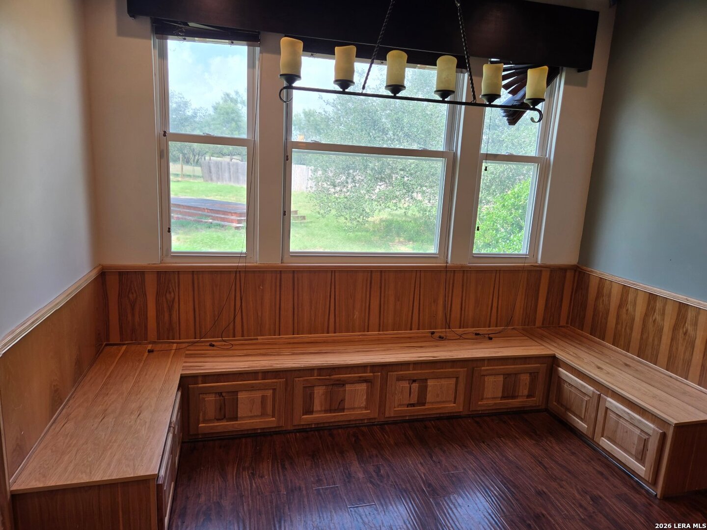2270 County Road 306 Floresville TX 78114