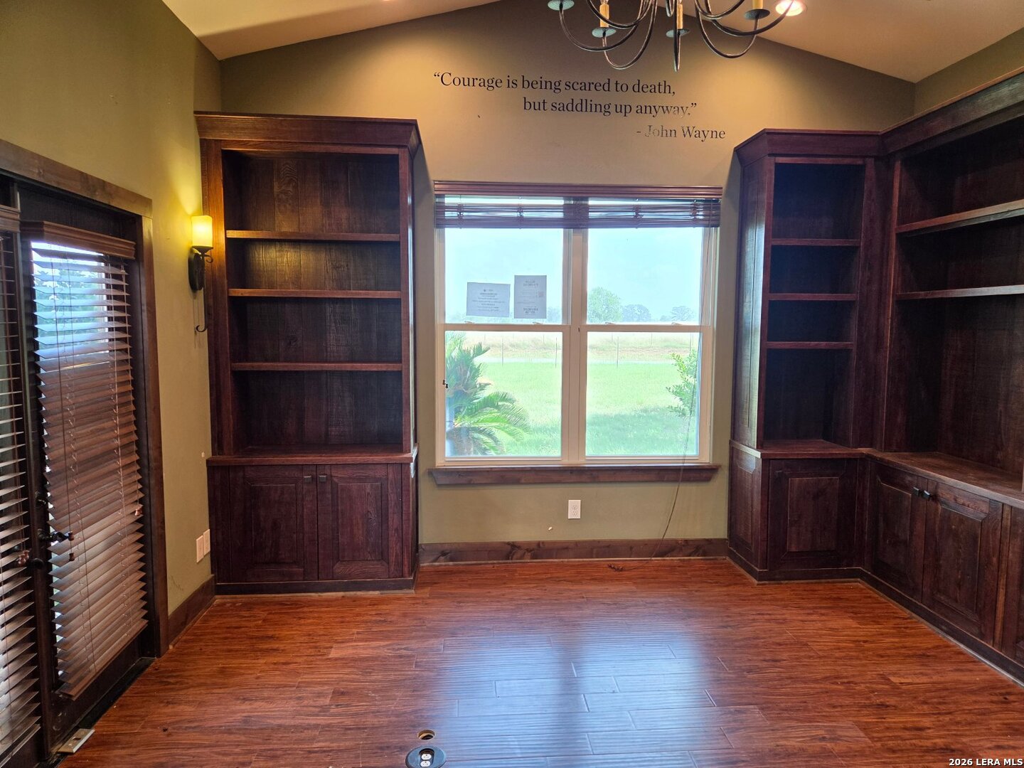 2270 County Road 306 Floresville TX 78114