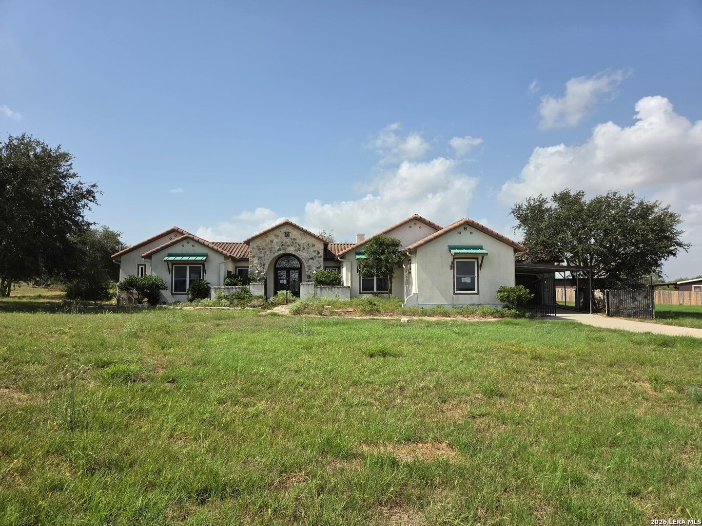 2270 County Road 306 Floresville TX 78114