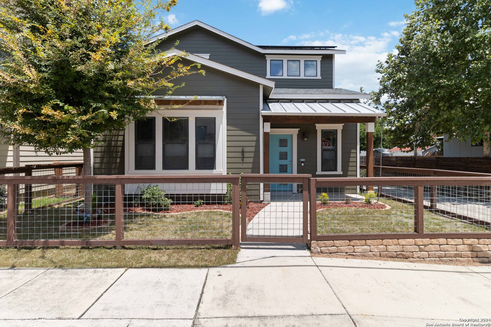 631 Burleson San Antonio TX 78202
