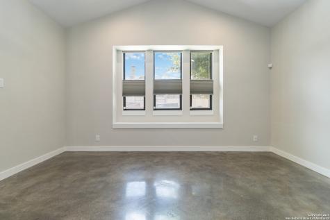 631 Burleson San Antonio TX 78202
