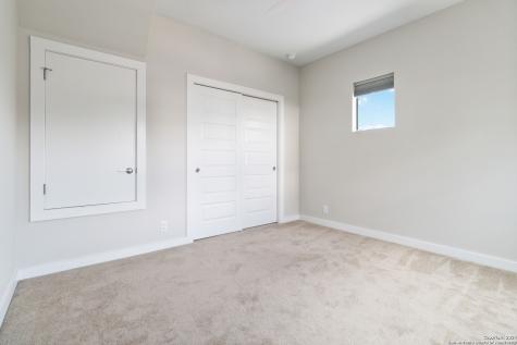631 Burleson San Antonio TX 78202