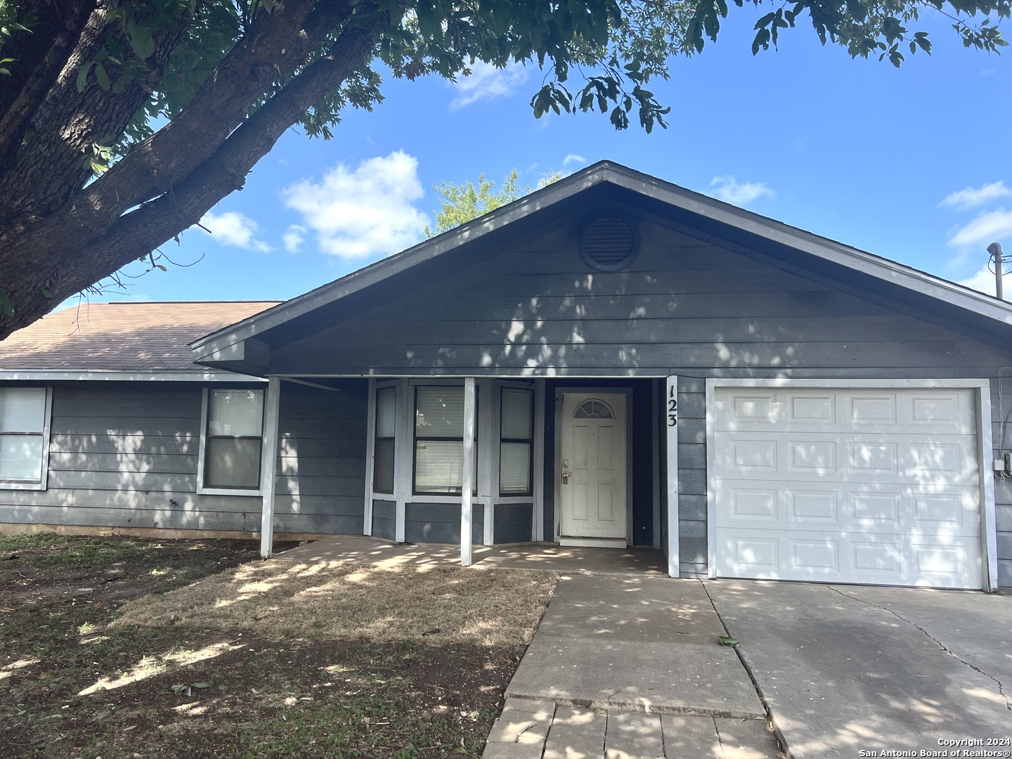 123 Summerhill Drive San Antonio TX 78226