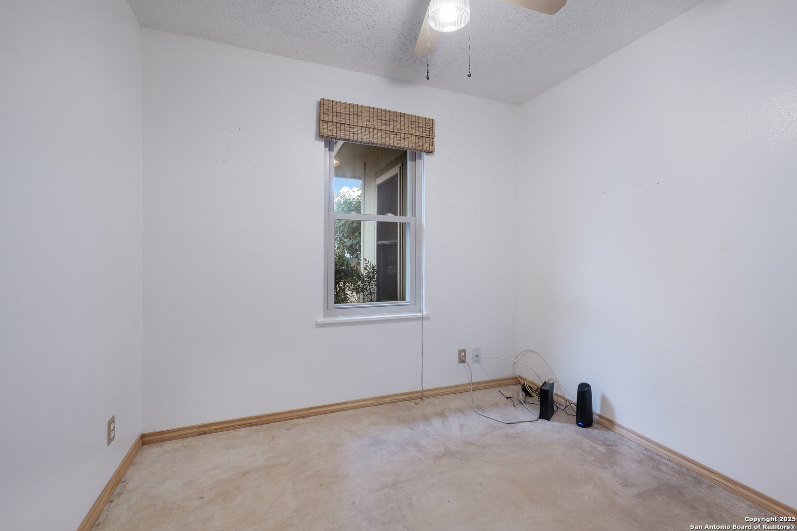 1415 Longhorn Floresville TX 78114
