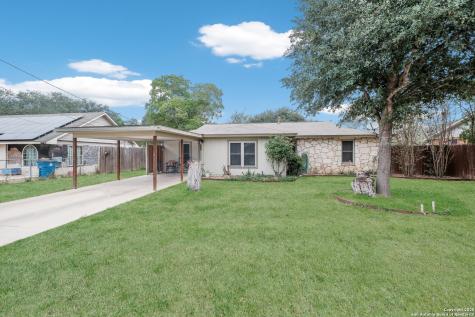 1415 Longhorn Floresville TX 78114