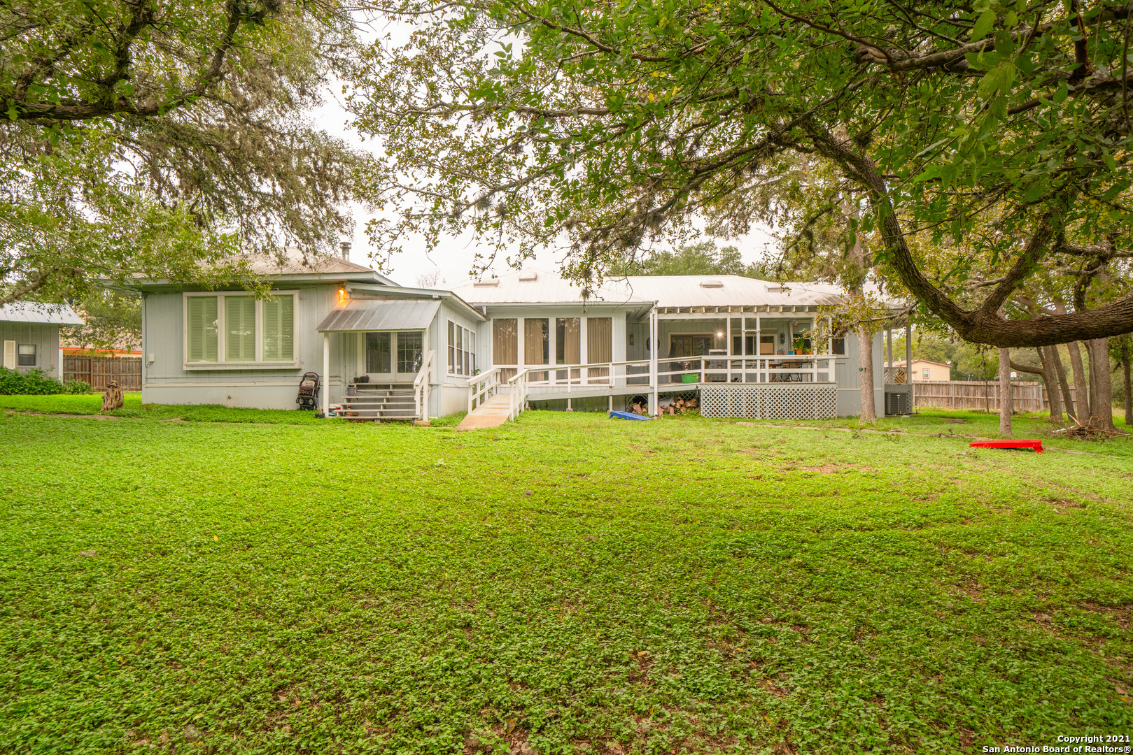 1516 Enchanted River Drive Bandera TX 78003