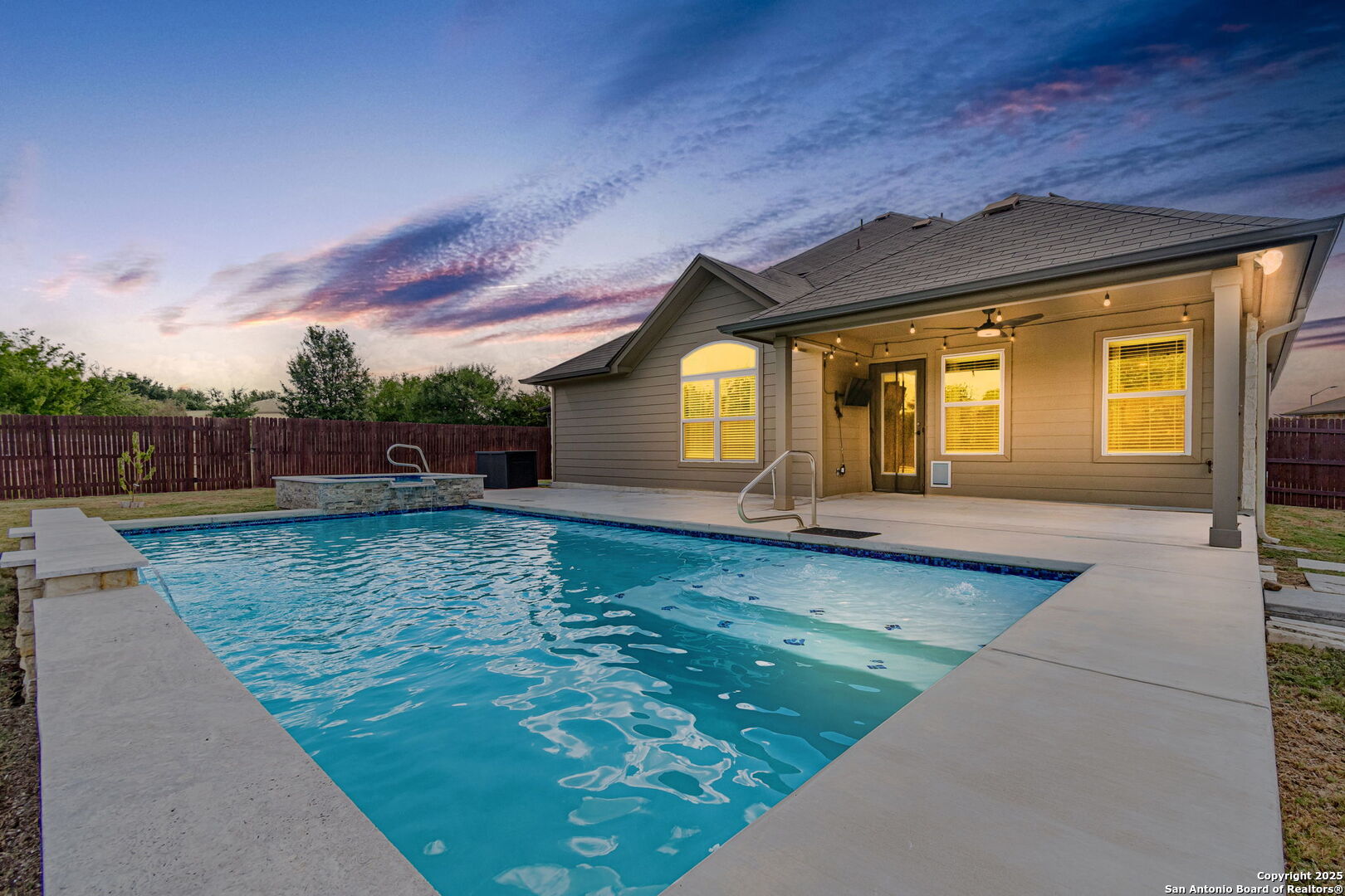 350 Oak Creek Way New Braunfels TX 78130